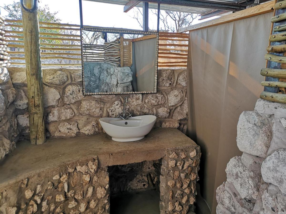 Etosha Village Campsite Okaukuejo Exterior photo
